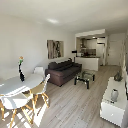 Piso En El Paseo Maritimo *