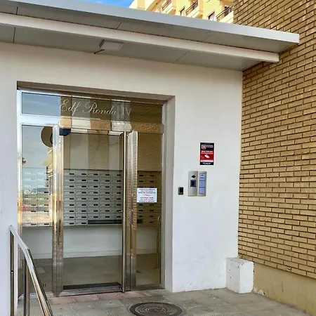 公寓 Piso En El Paseo Maritimo 丰希罗拉